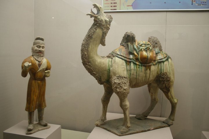 Silk Road (130 BCE – 1453 CE): Ancient Trade Network, Silk & Spices
