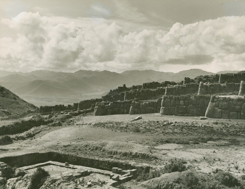 Sacsahuaman fortress walls