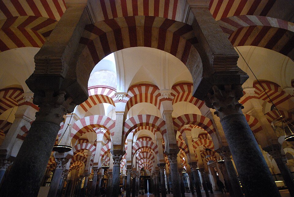 Islamic Golden Age (750–1258 CE): House of Wisdom, Caliphates & Science