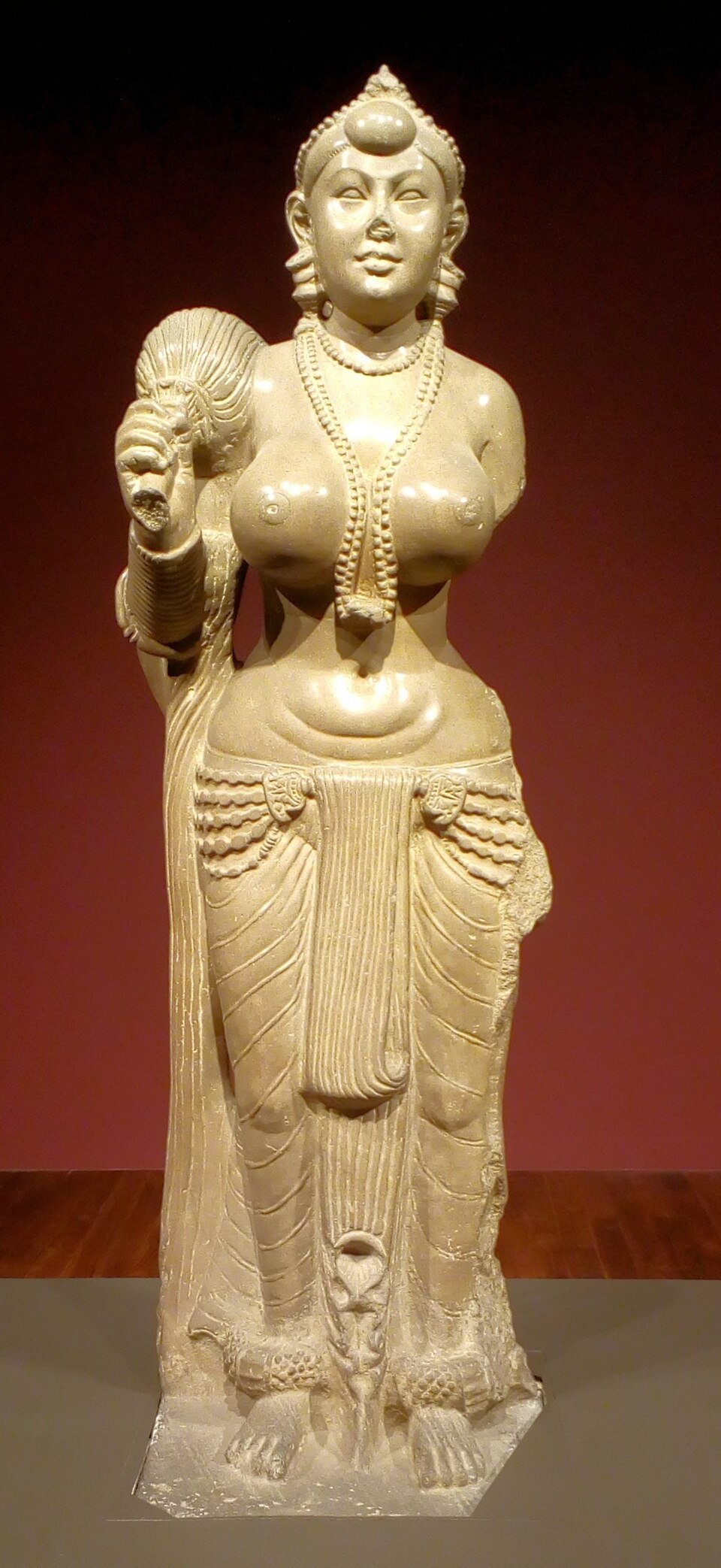 Didarganj Yakshi statue