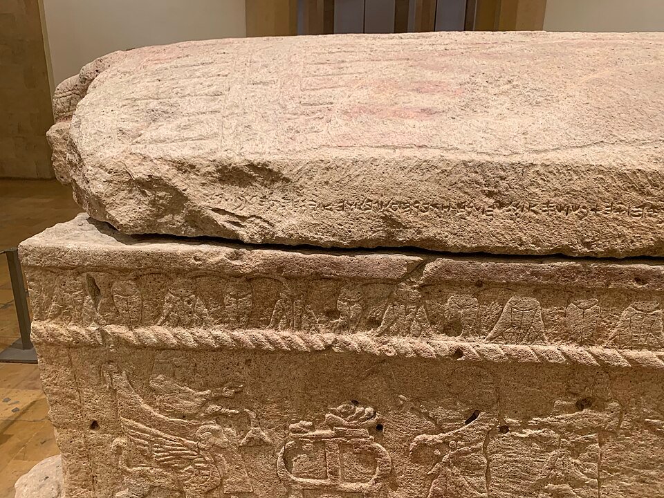 The Phoenician Alphabet: How Seafarers Spread Phonetic Writing