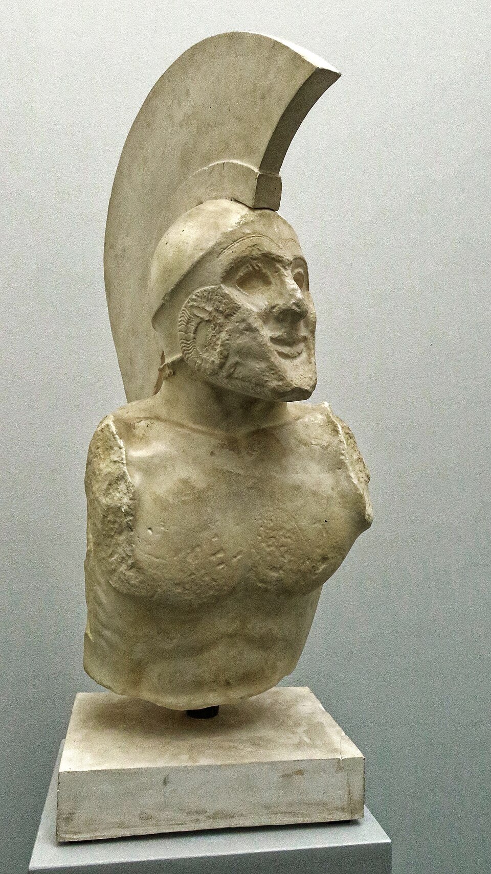 Modern bronze statue of King Leonidas at the Thermopylae battlefield monument